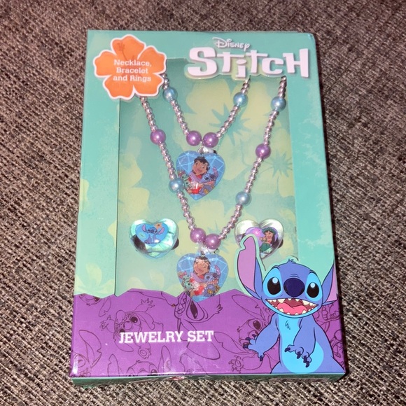 Disney Stitch - Picture 1 of 4